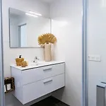빌라 Ada