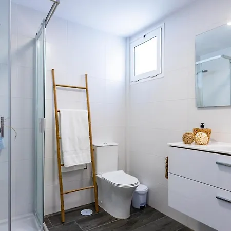 Ada * Puerto del Carmen (Lanzarote)